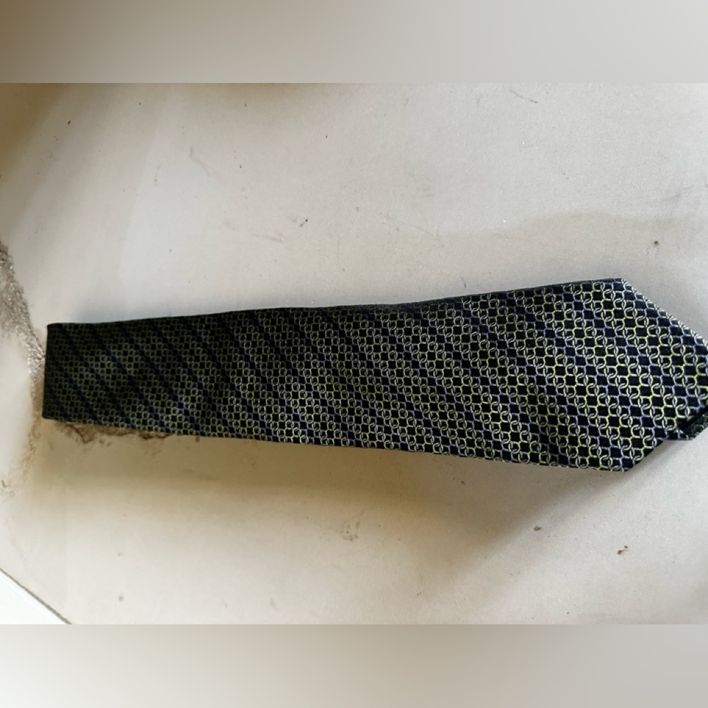 Beautiful Gucci silk tie